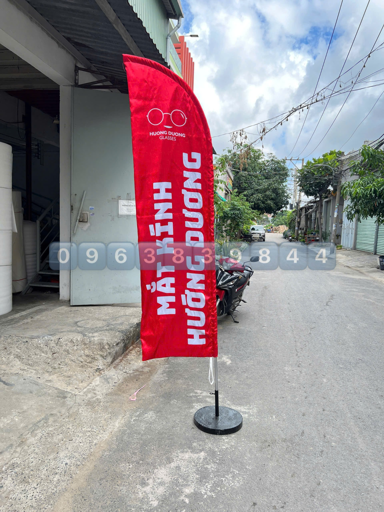 Cờ phướn mắt kính hướng dương 2 Cờ phướn mắt kính hướng dương