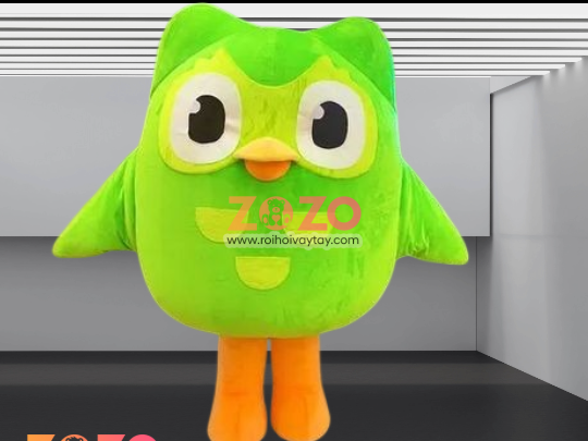 Specializing in making Duolingo's owl mascot